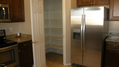 Walk-in Pantry