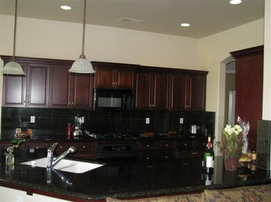 3113 Hampton Way, Clovis, CA 93619 - photo 4