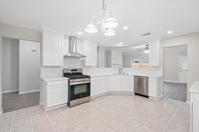 10118 Fallmont Cir, Houston, TX 77086 - photo 7