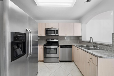 717 SW 107th Ave unit 2203, Pembroke Pines, FL 33025 - photo 7