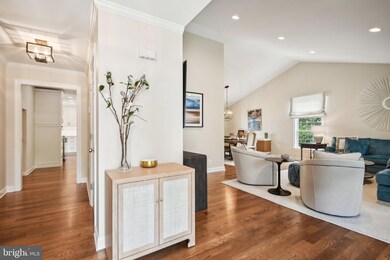 2033 Franklin Cluster Ct, Falls Church, VA 22043 - photo 4