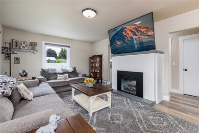 116 Bridge St SE, Orting, WA 98360 - photo 5