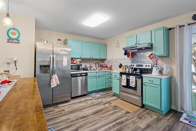 904 E Bradford St, Marion, IN 46952 - photo 5