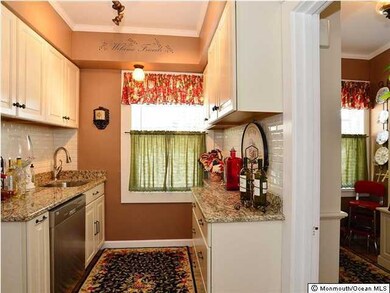 Butler Pantry