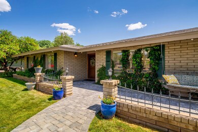 Charming entry