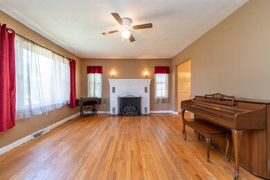 1312 E Main St, Luray, VA 22835 - photo 4