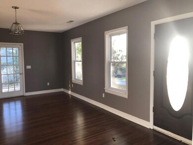 305 Spring St, Manchester, TN 37355 - photo 2