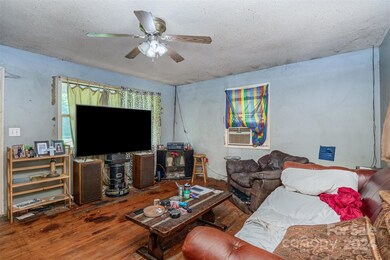 5602 Lewis Rd, Gastonia, NC 28052 - photo 5