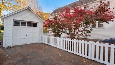 9 N Atkinson St, Newburyport, MA 01950 - photo 2