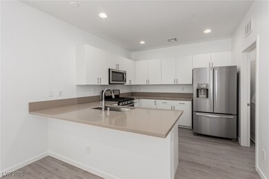 11230 Hidden Peak Ave unit 209, Las Vegas, NV 89135 - photo 7