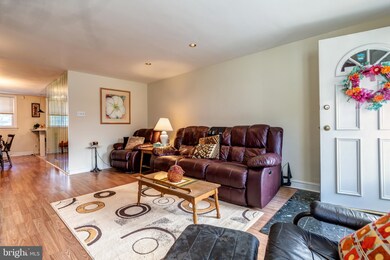 2438 Stoneybrook Ln, Drexel Hill, PA 19026 - photo 3