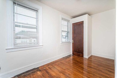 139 Chestnut Ave unit 3, Jersey City, NJ 07306 - photo 6