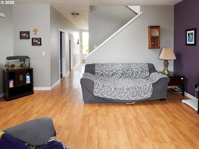 1419 Mount View Ln, Molalla, OR 97038 - photo 7