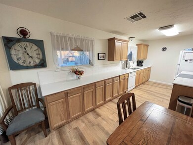 2501 19th St, Alamogordo, NM 88310 - photo 6