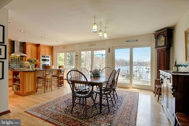 3531 Half Moon Cir, Falls Church, VA 22044 - photo 7