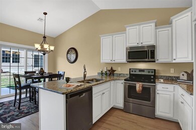 112 Eric Dr, Harrisburg, PA 17111 - photo 7