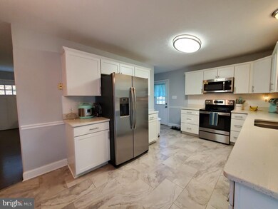 25899 Shenandoah Dr, Mechanicsville, MD 20659 - photo 7