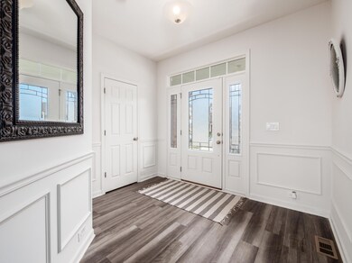 1501 Woodline Ct, Marysville, OH 43040 - photo 3