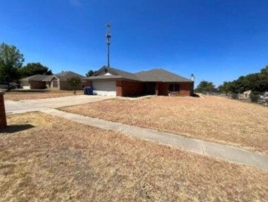 1409 High Chapparal Dr, Copperas Cove, TX 76522 - photo 2