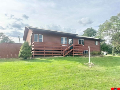 304 S Main St, Thurston, NE 68062 - photo 2