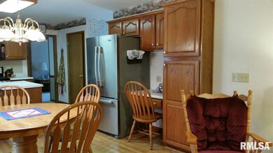 1716 E Rusholme St, Davenport, IA 52803 - photo 7