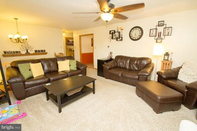 10916 Oak Forest Cir, Hagerstown, MD 21740 - photo 7