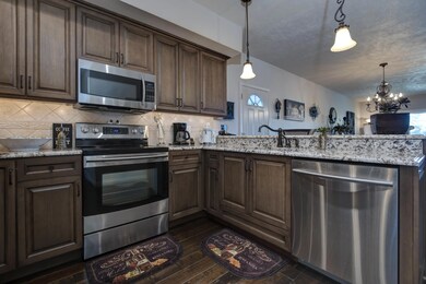 81 Summer Rd unit 3, Kimberling City, MO 65686 - photo 7