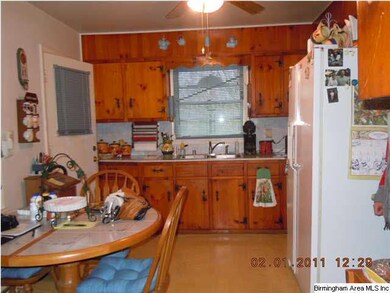 2612 5th St NE, Center Point, AL 35215 - photo 5