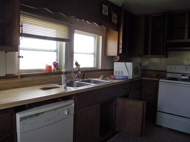 Kitchen (2)
