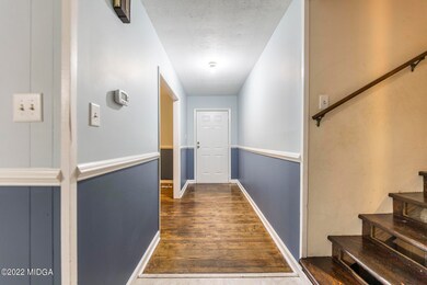 102 Hawthorne Rd 7