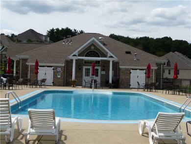 Swimming Pool/Hot Tub/Sauna.