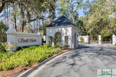 South Harbor gated entrance on Green Island Rd