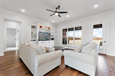 108 Chisolm Trail, Pottsboro, TX 75076 - photo 4