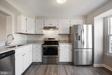 7274 Procopio Cir, Columbia, MD 21046 - photo 3