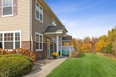 The location welcomes you and opens to private and peaceful green space. Beautiful views great for relaxing and enjoying the outdoors.