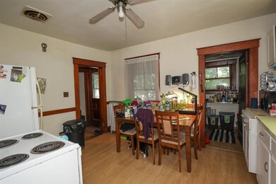 21 Trinity St, Claremont, NH 03743 - photo 5