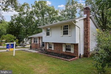 7726 Marbrook Rd, Glen Burnie, MD 21060 - photo 2