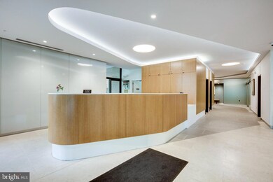 Hyde Park Condominium unit 212, Arlington, VA 22203 - photo 4