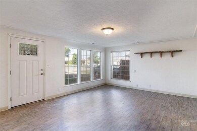 312 Garland St, Nampa, ID 83686 - photo 6