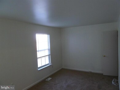 1586 Karen Blvd, District Heights, MD 20747 - photo 6