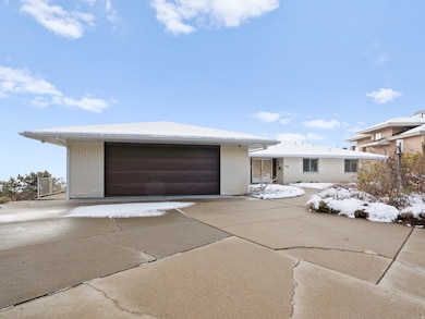 828 E Edgehill Rd, Salt Lake City, UT 84103 - photo 2