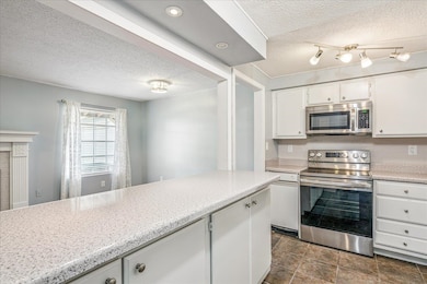 7503 Bavarian Dr unit 19, Germantown, TN 38138 - photo 5