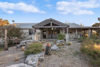 338 Wallendorf-Bohnert Rd, Fredericksburg, TX 78624 - photo 7