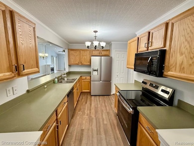 46116 Rhodes Dr unit 326, Macomb, MI 48044 - photo 6