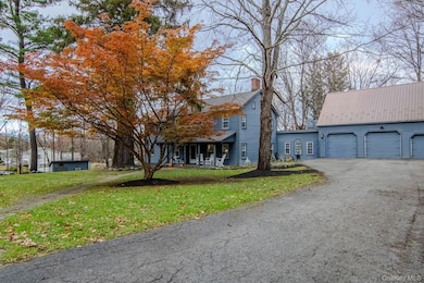 195 Pressler Rd, Wallkill, NY 12589 - photo 2