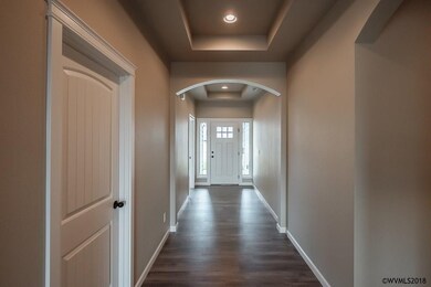 2119 NE Summit Dr, Albany, OR 97321 - photo 2