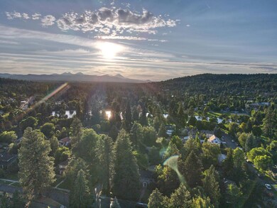 525 NW Broadway St, Bend, OR 97701 - photo 2