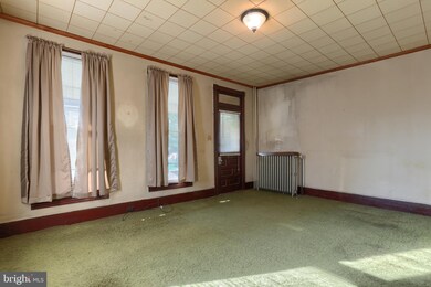 427 Julian St, Williamstown, PA 17098 - photo 7
