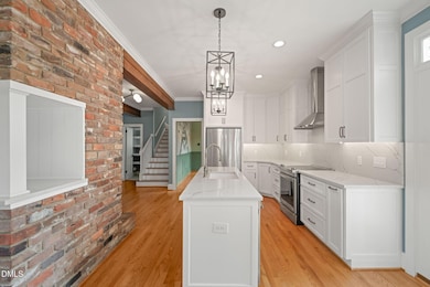 213 W Stevens St, Smithfield, NC 27577 - photo 7