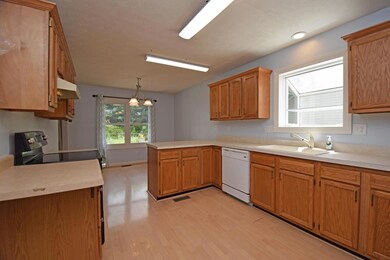 6368 Lakota Meadows Dr, Liberty Township, OH 45044 - photo 7